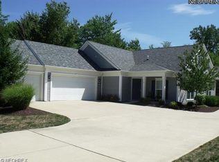 5291 Lake Forest Reserve Ln, Brunswick, OH 44212
