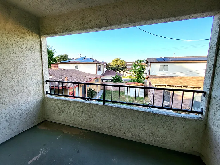 10888 Walnut St #8 — Photo 21