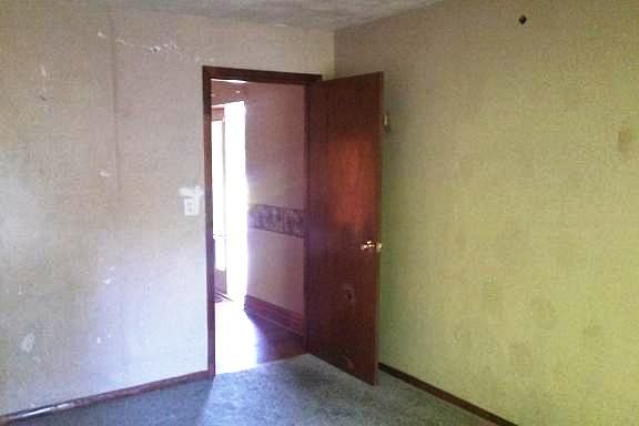 5th image of 1591 Montgomery Ave