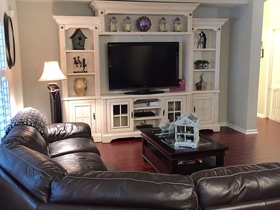 4th image of 109 Carden Pl