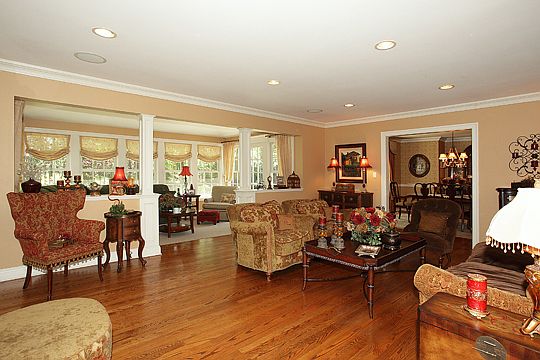 4th image of 56 Dogwood Ln