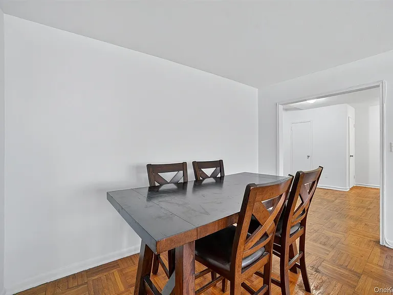 222 N Broadway #3D — Photo 5