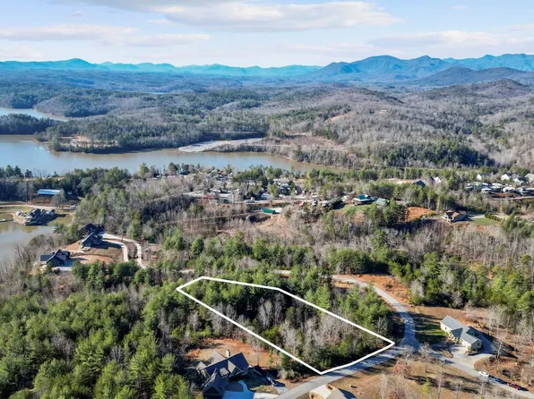 Lake Crest Dr #12, Marion, NC 28752