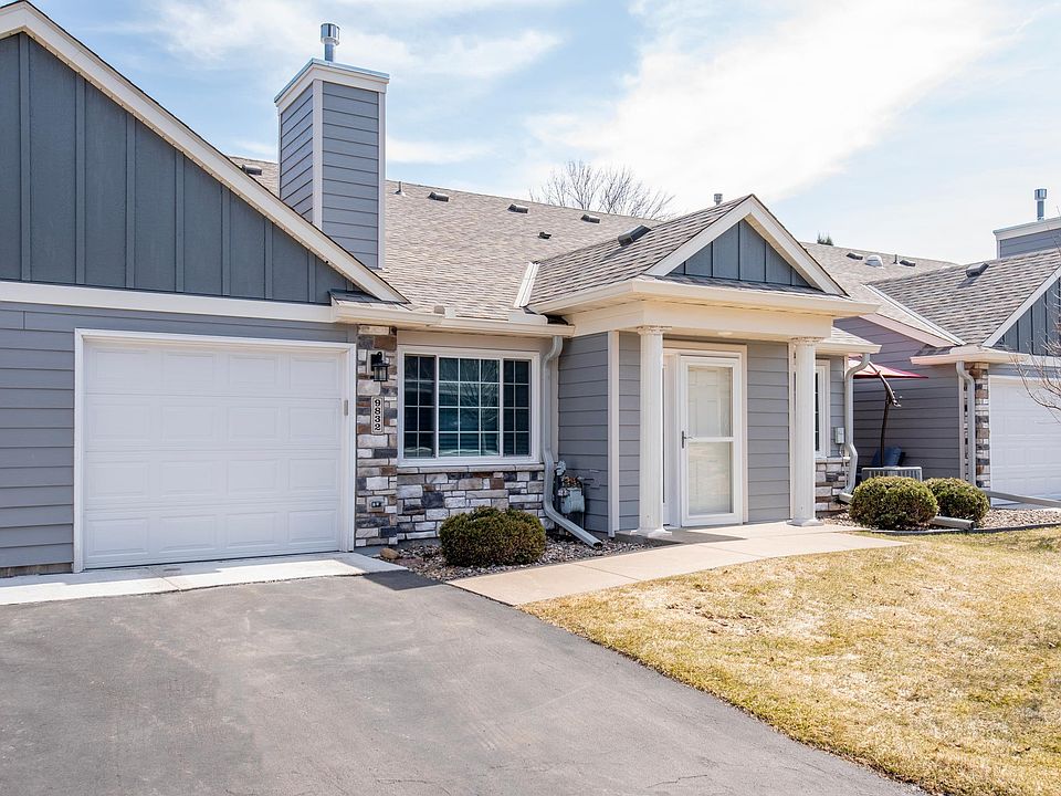 1st image of 9832 Moonbeam Ln