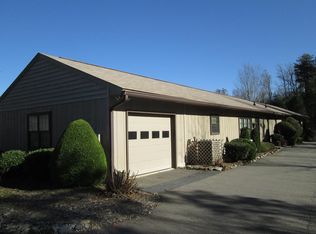 372A Ridgecrest Villas Dr, Franklin, NC 28734