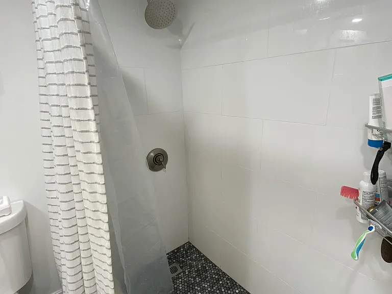 503 Beacon St #11 — Photo 9