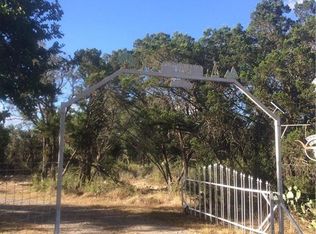 923 Owl Hollow Rd, San Marcos, TX 78666