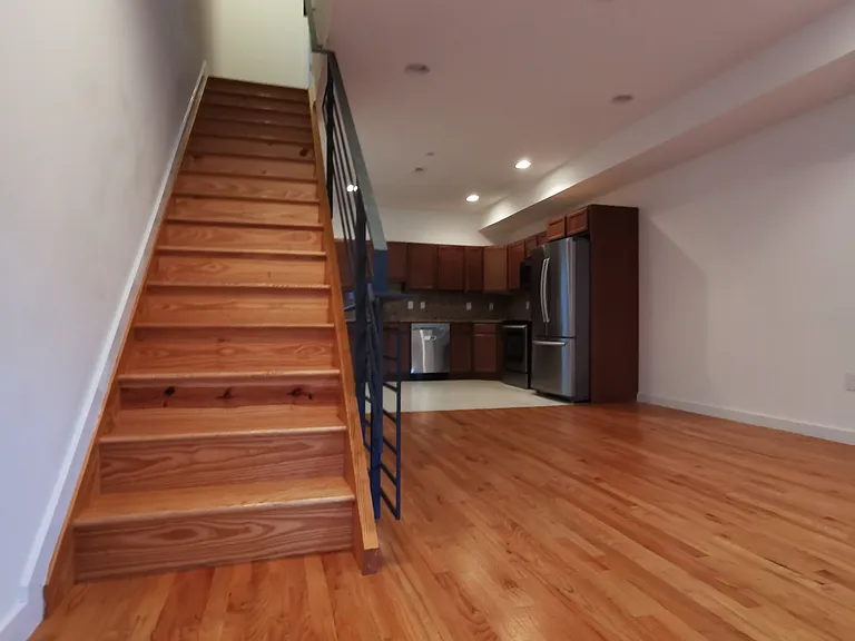521 N 34th St #B1 — Photo 16