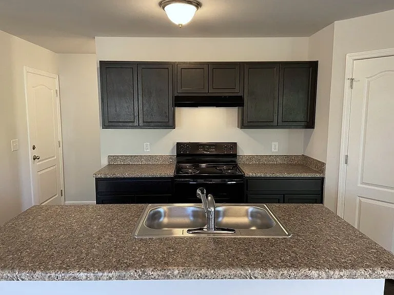 4018 Gibb Ct — Photo 4