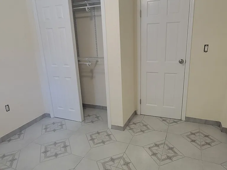 25-83 44th St #1G — Photo 7