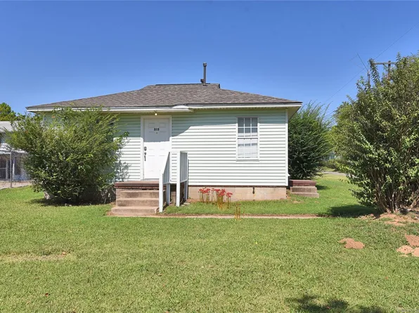 315 W 11th St, Sand Springs, OK 74063