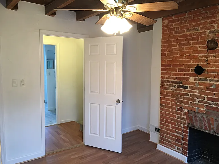 1819 E Lombard St — Photo 8