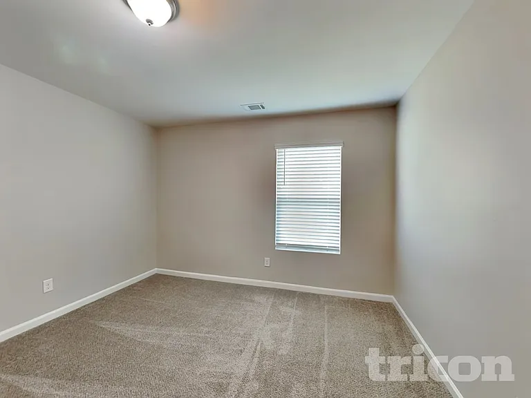 1008 Eldon Ln — Photo 9
