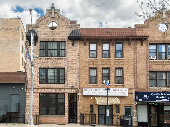 393 Rogers Avenue image 1 of 28