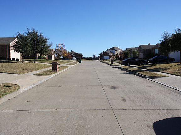 5th image of 709 Saline Creek Dr