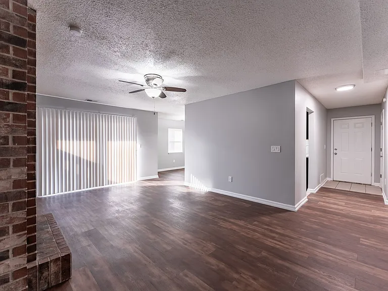 Northpark Apartments — Photo 3