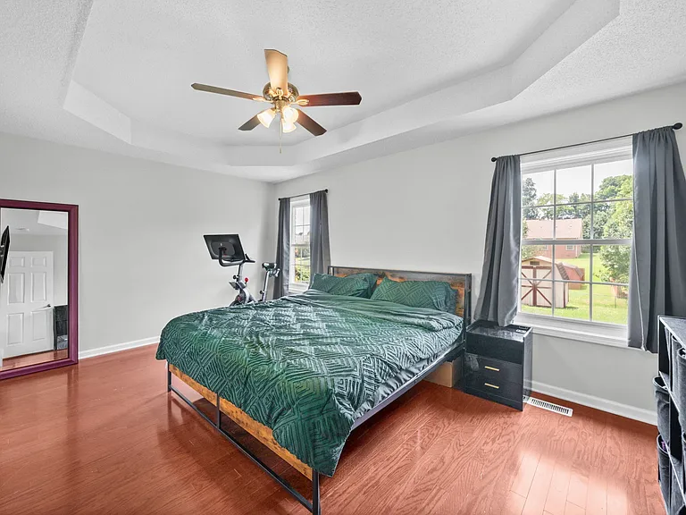 1283 Carnation Ct — Photo 15