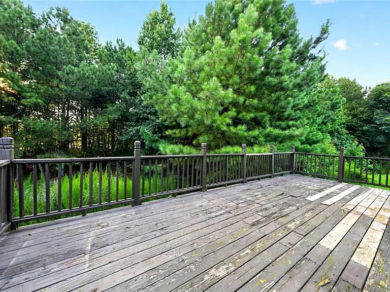 744 W Vincent Dr — Photo 42