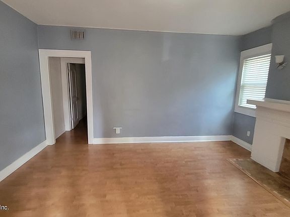 3rd image of 2653 College St