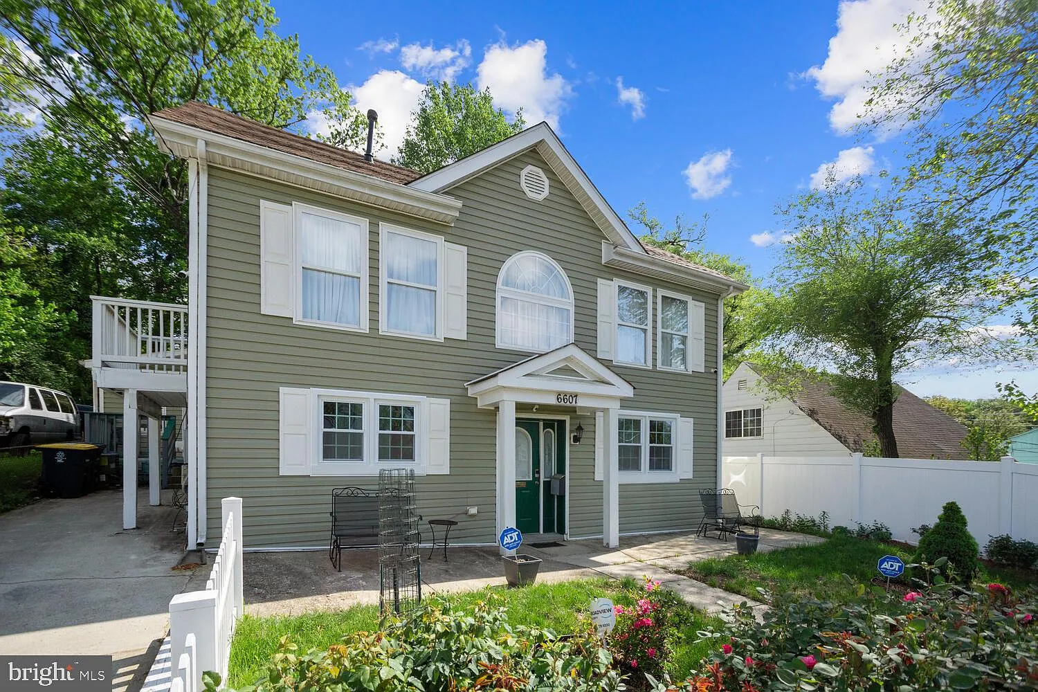 6607 Oliver St photo 1