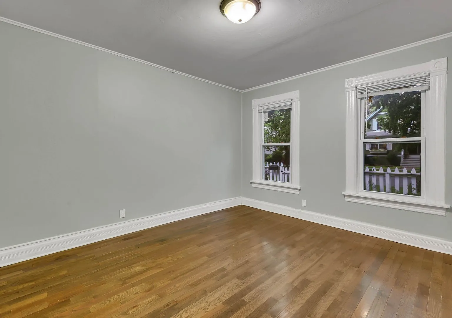 3 bed, $2,700 — Photo 1