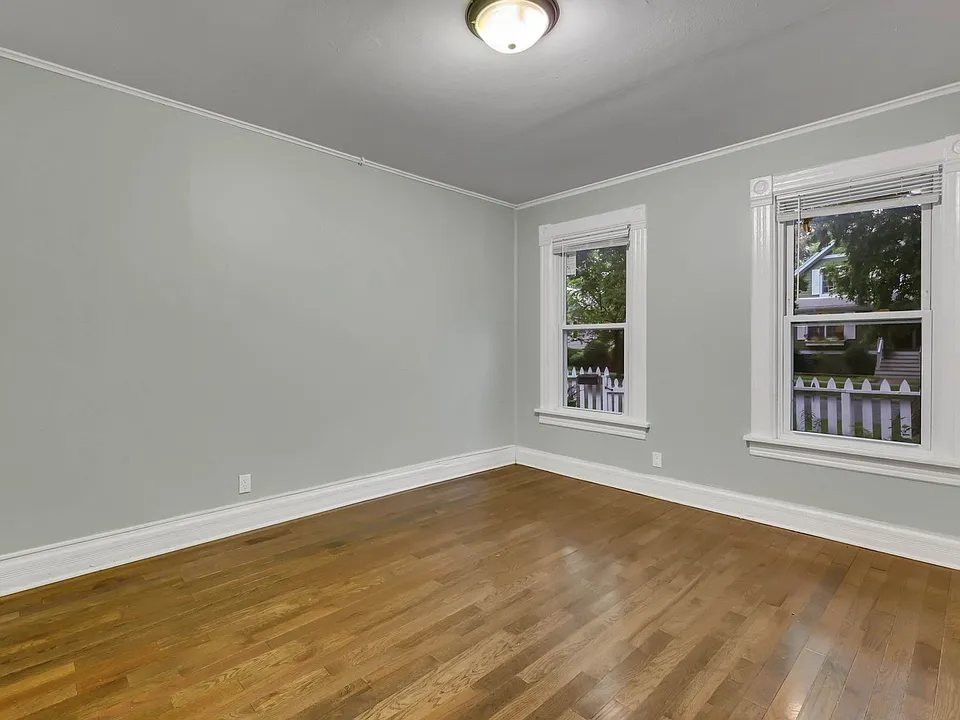 2123 Wesley Ave #1