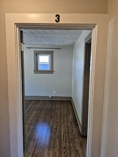 103 N 38th St #4 — Photo 11