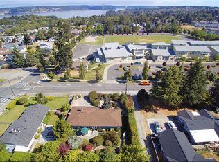 8616 29th St W, University Place, WA 98466