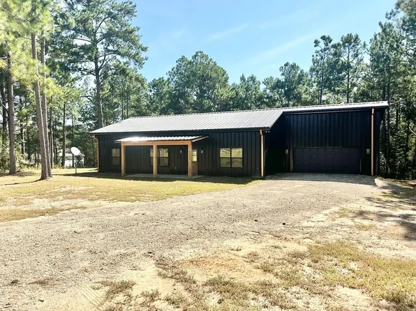 140 Hilltop Rd, Sylvester, GA 31791
