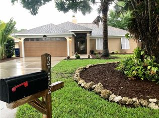 2032 Wood Hollow Ln, Sarasota, FL 34235