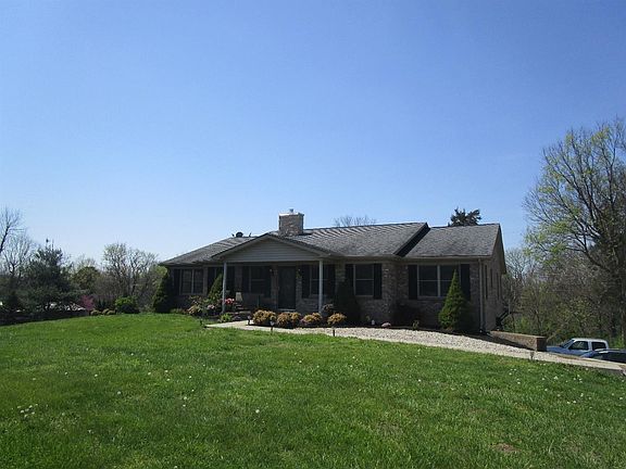 3rd image of 1096 Corman Ln