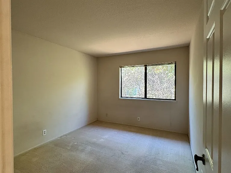 3647 Hawkwood Rd — Photo 14