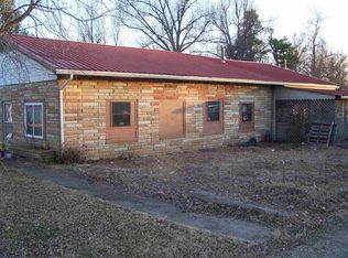 15 Park St, Gilbertsville, KY 42044