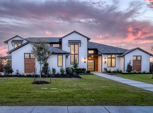 5622 Winnie Dr, Colleyville, TX 76034