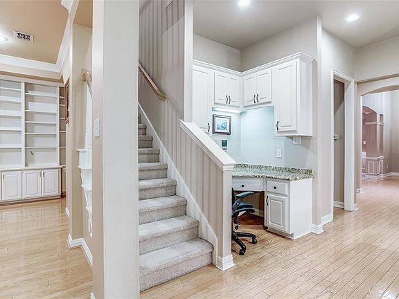 5th image of 1400 Richmond Ct