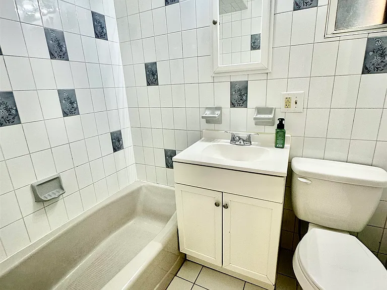 247 Clendenny Ave #1 — Photo 8