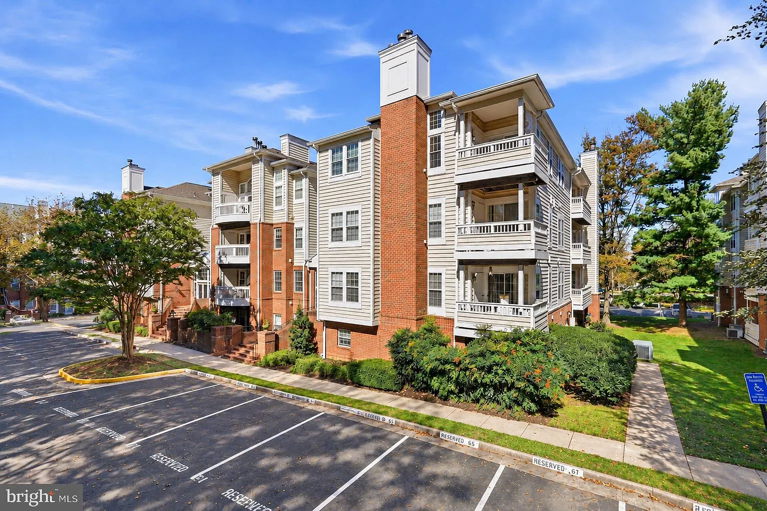 Cedar Lakes Condo — Photo 4