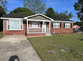 6142 Wynnwood Dr, Fayetteville, NC 28314