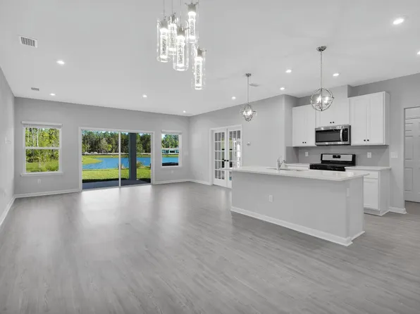 162 Dahlia Falls Dr, Saint Johns, FL 32259