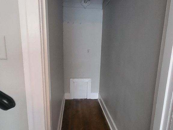 3rd image of 128 Stonewall St APT 8