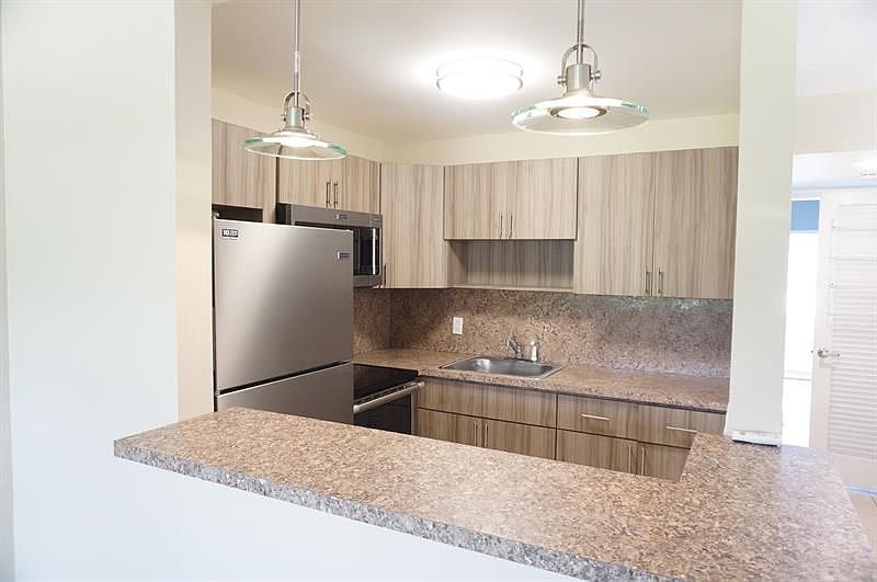 1st image of 226 Sheffield J #J