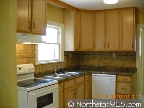 3rd image of 149 Park St W