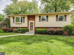 5201 Myer Ct, Rockville, MD 20853