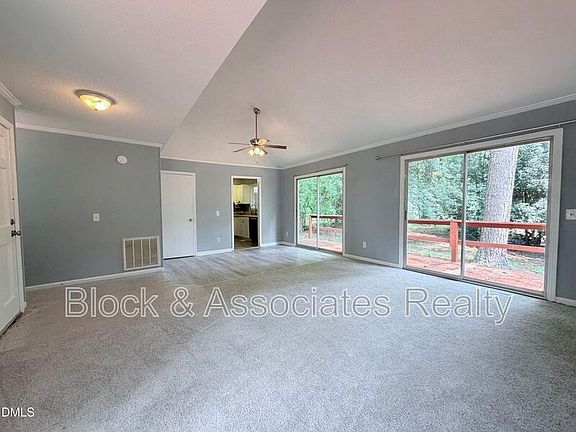 2nd image of 378 Kittery Point