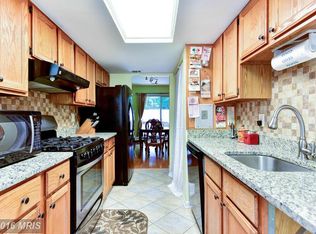 9218 Sprucewood Rd, Burke, VA 22015