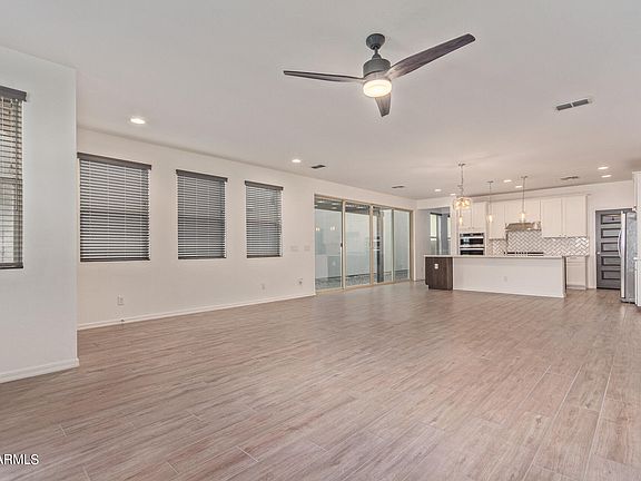 4th image of 4534 S EMERSON Street