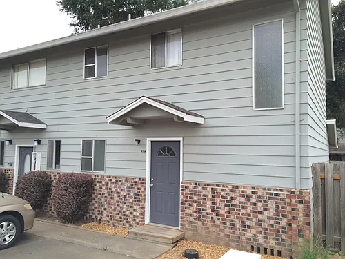 851 SE 13th Ave Photo 1