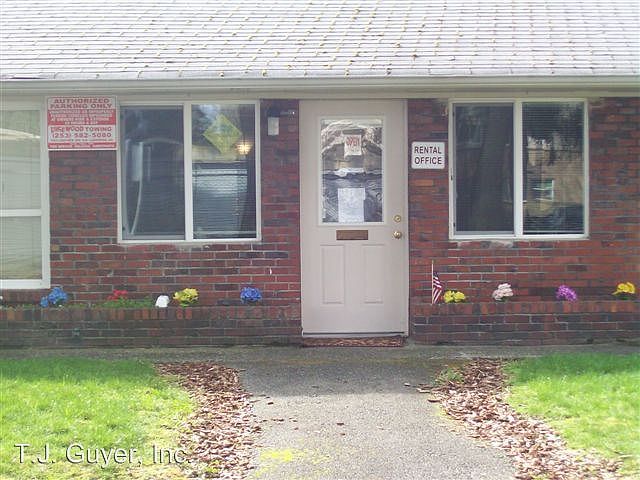 2nd image of 6135 Steilacoom Blvd SW APT B5