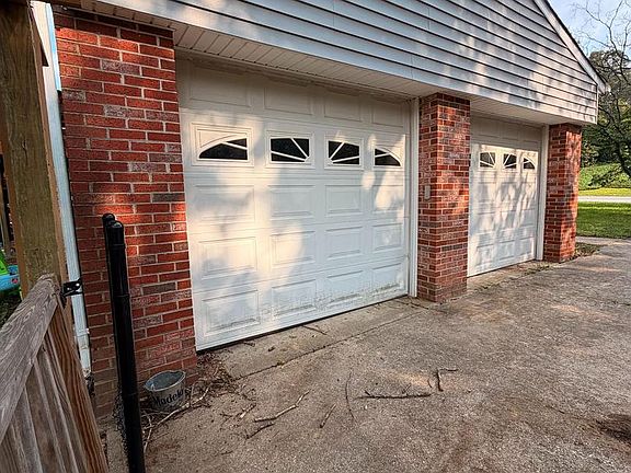 4th image of 27087 Dogwood Ln