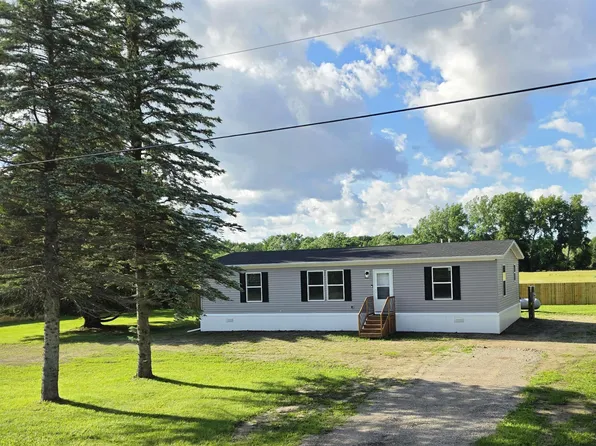 4390 W Seaman Rd, Alma, MI 48801